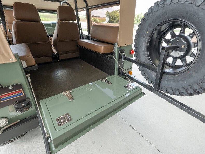 1988 Land Rover Defender