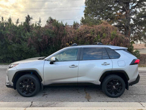 2023 Toyota RAV4 Hybrid SE