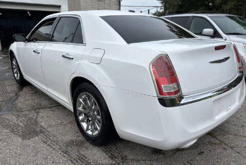 2012 Chrysler 300 Limited