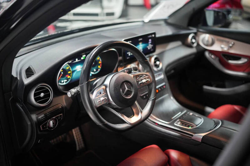 2021 Mercedes-Benz GLC GLC 300