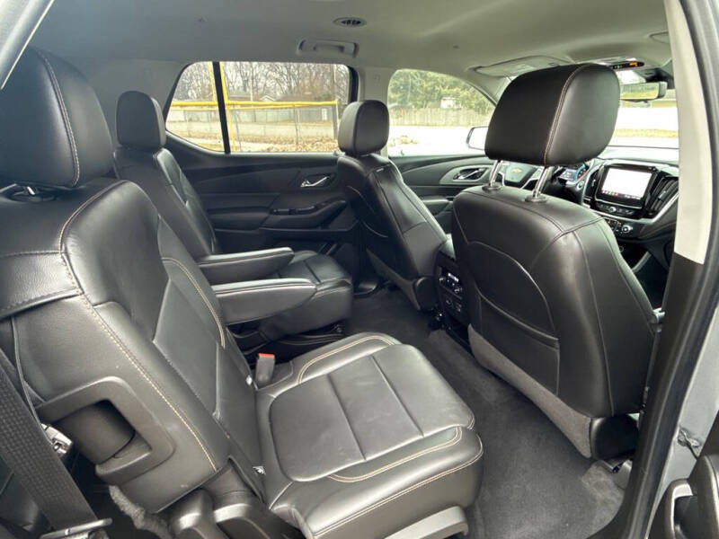 2020 Chevrolet Traverse LT Leather