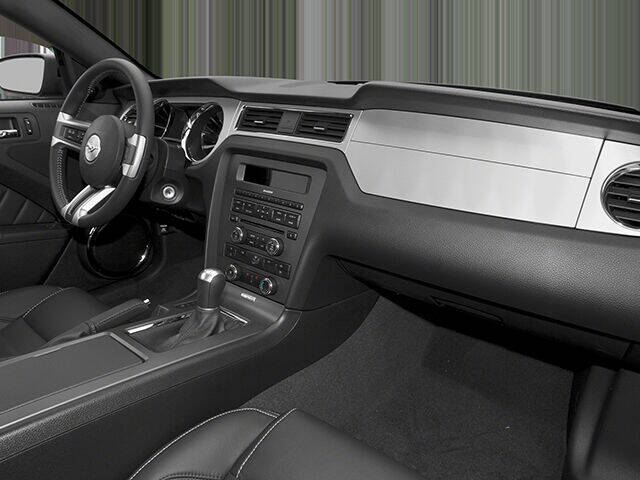 2013 Ford Mustang V6 Premium