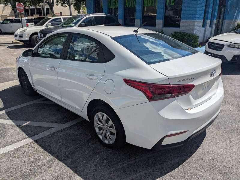 2021 Hyundai Accent SE