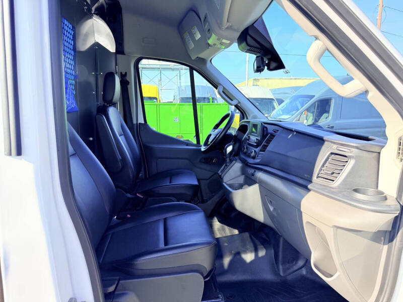 2023 Ford Transit 250