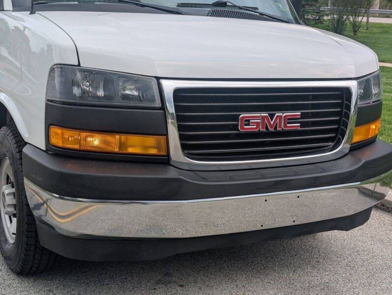 2020 GMC Savana 2500