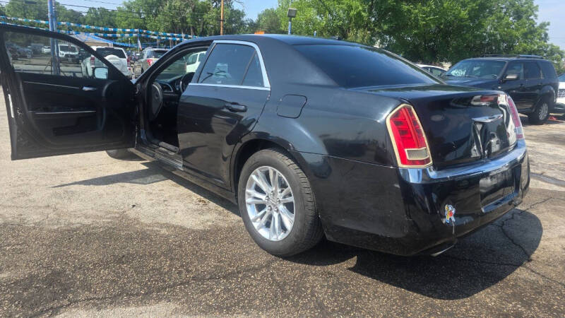 2011 Chrysler 300