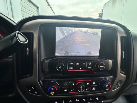 2015 GMC Sierra 2500HD Denali