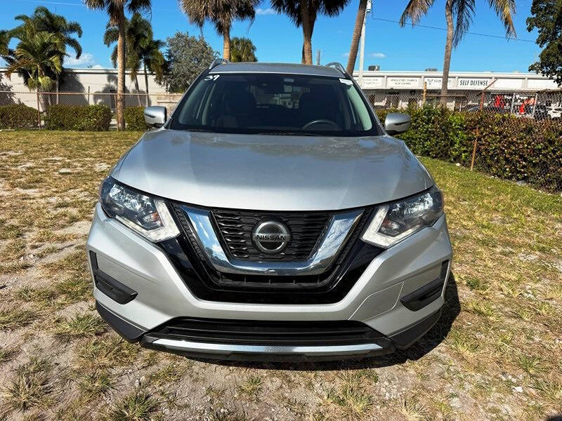 2019 Nissan Rogue - $9,990