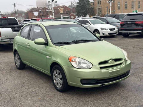 2010 Hyundai Accent Blue
