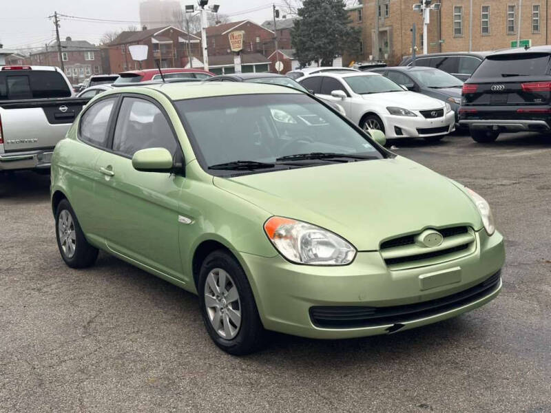 2010 Hyundai Accent Blue