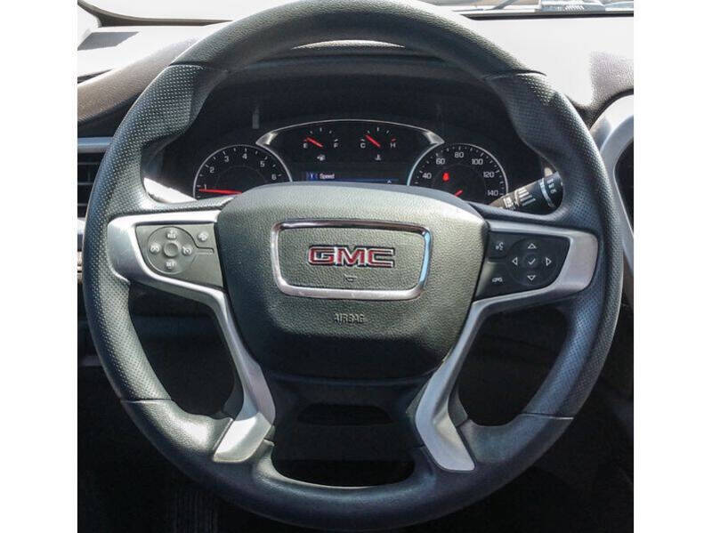 2022 GMC Acadia SLE