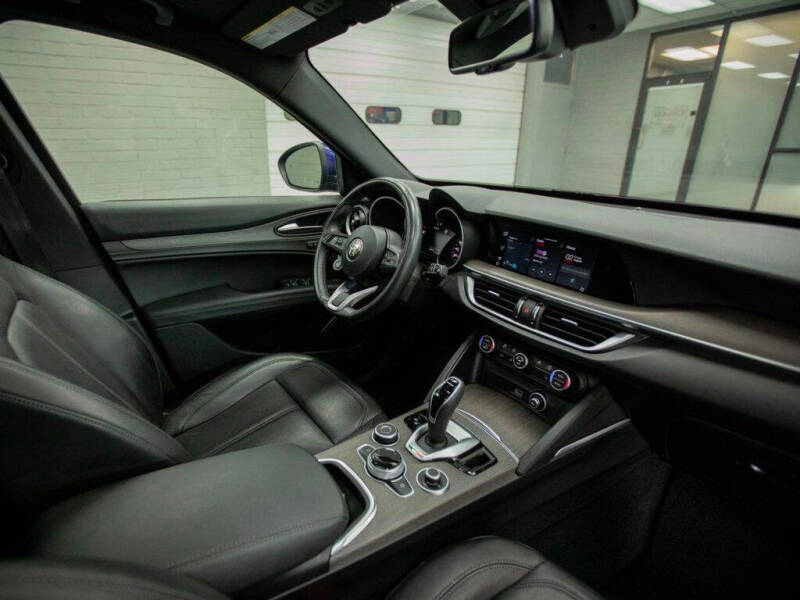 2022 Alfa Romeo Stelvio Ti