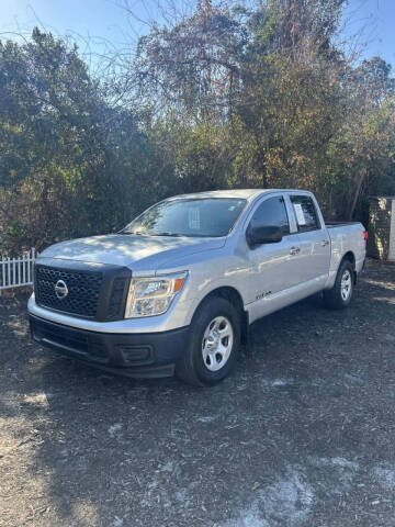 2017 Nissan Titan S
