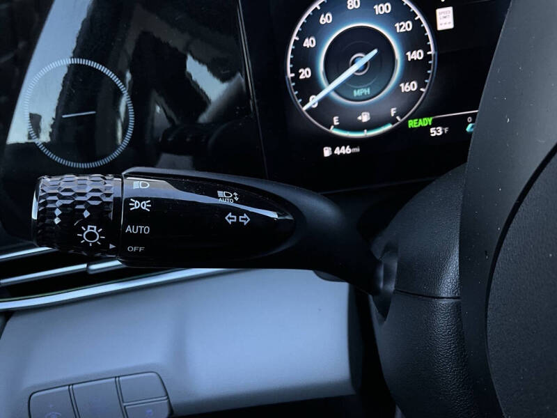 2025 Hyundai Elantra Hybrid Limited