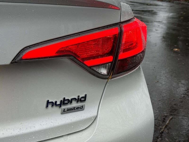 2017 Hyundai Sonata Hybrid