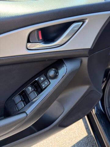 2017 Mazda MAZDA3 Sport