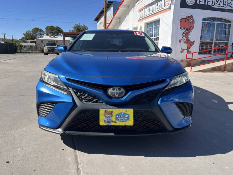 2019 Toyota Camry SE