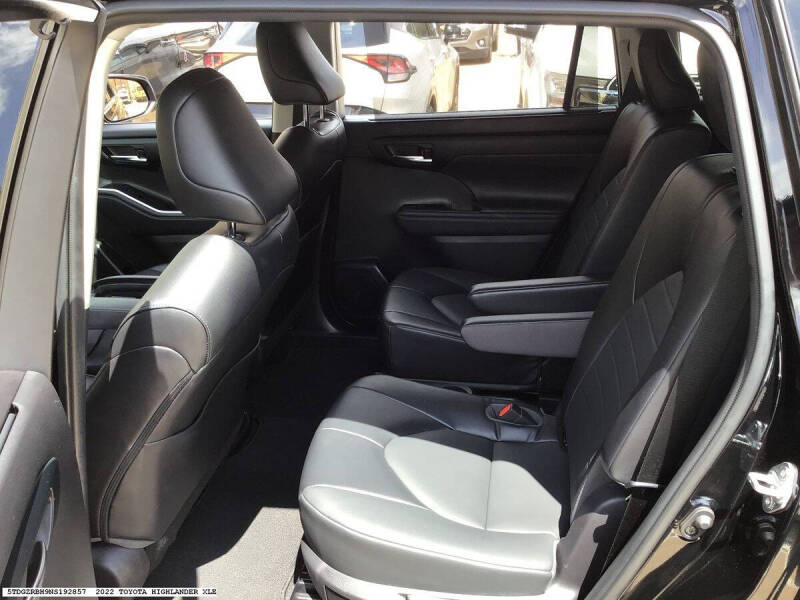 2022 Toyota Highlander XLE