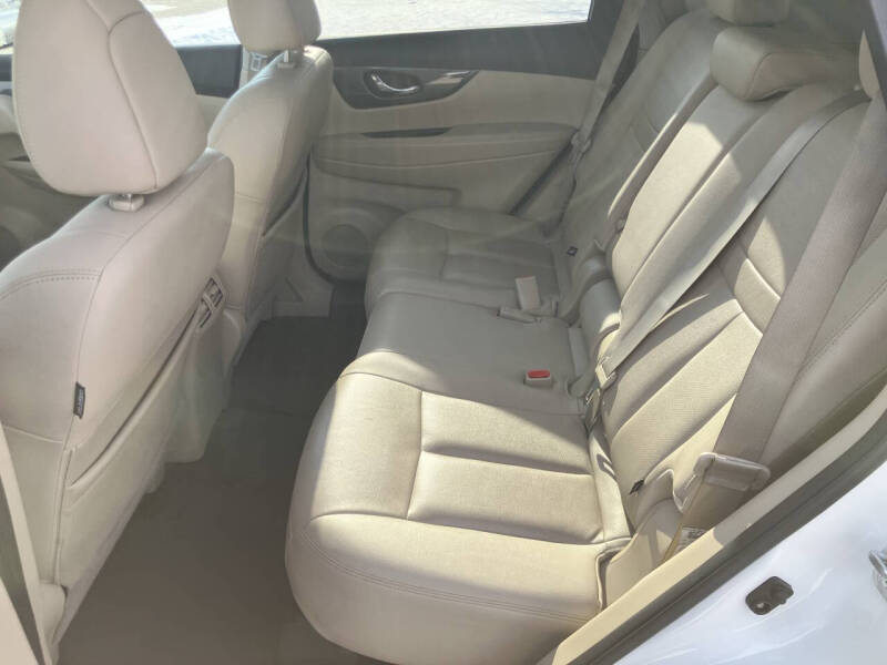 2016 Nissan Rogue SL