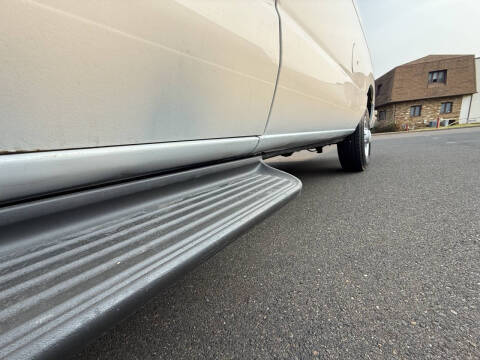 2013 Ford E-Series E-250