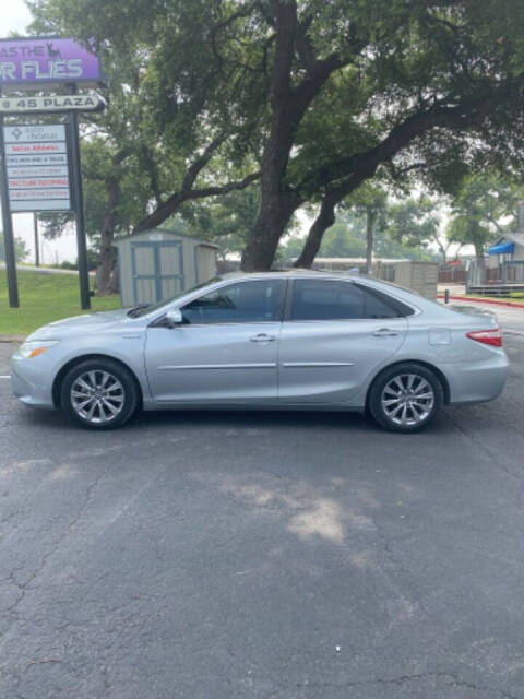 2017 Toyota Camry Hybrid for sale at AUSTIN PREMIER AUTO in Austin, TX