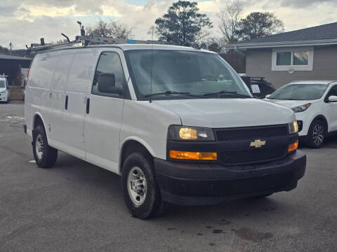 2022 Chevrolet Express 2500