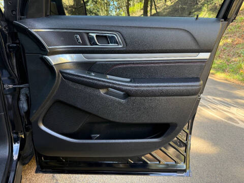 2018 Ford Explorer Sport