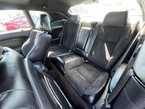 2017 Dodge Challenger GT