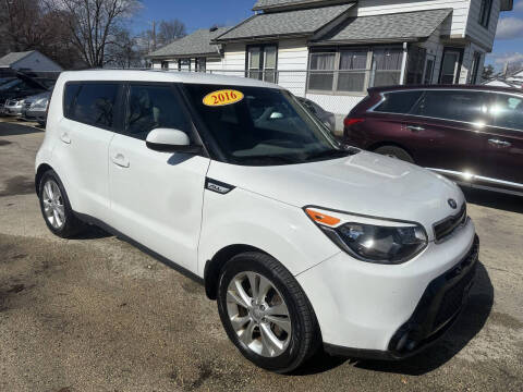 2016 Kia Soul for sale at Steerz Auto Sales in Kankakee IL