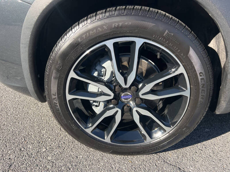 2015 Volvo V60 Cross Country T5 Platinum