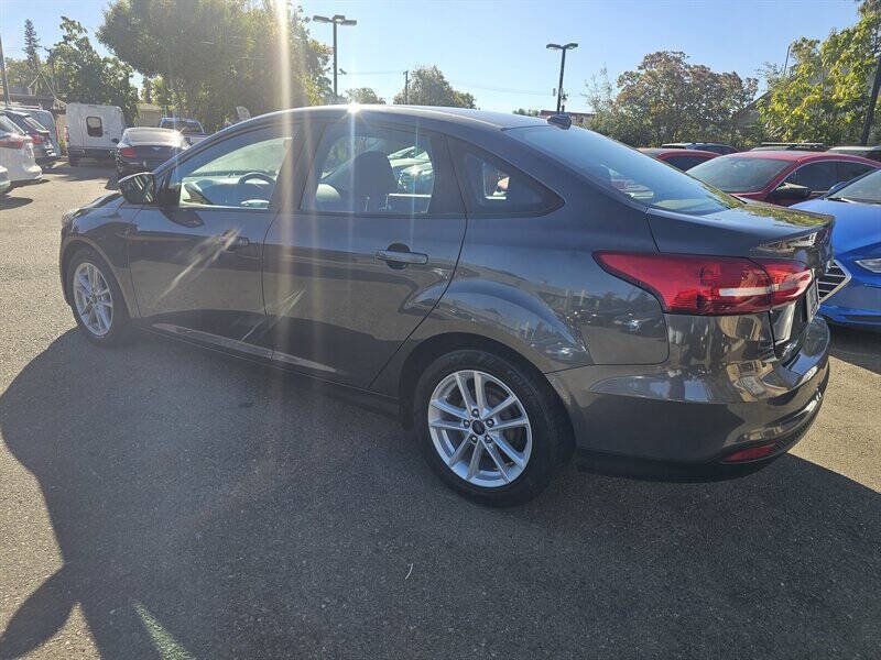 2017 Ford Focus SE