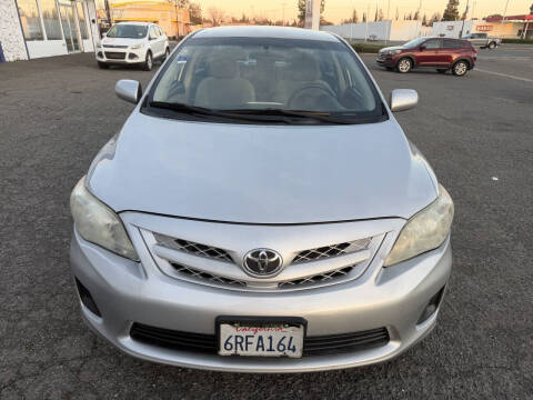 2011 Toyota Corolla LE