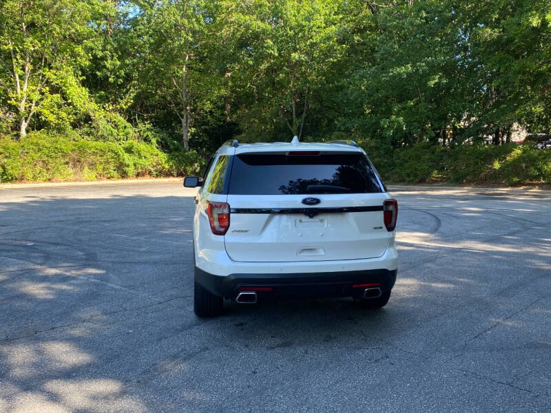 2016 Ford Explorer Sport
