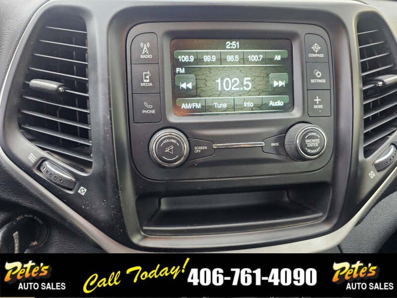 2016 Jeep Cherokee Sport