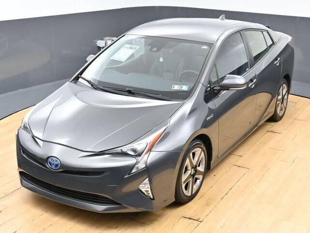 2017 Toyota Prius Four Touring