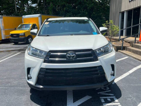 2017 Toyota Highlander for sale at MBA Auto sales in Doraville GA