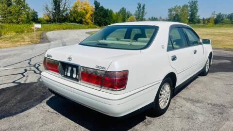 2000 Toyota Crown