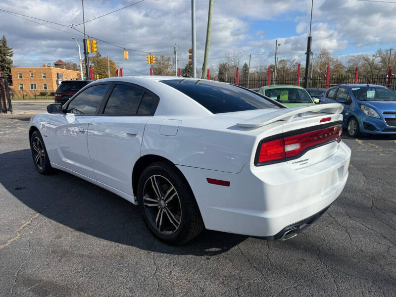 2014 Dodge Charger R/T Plus