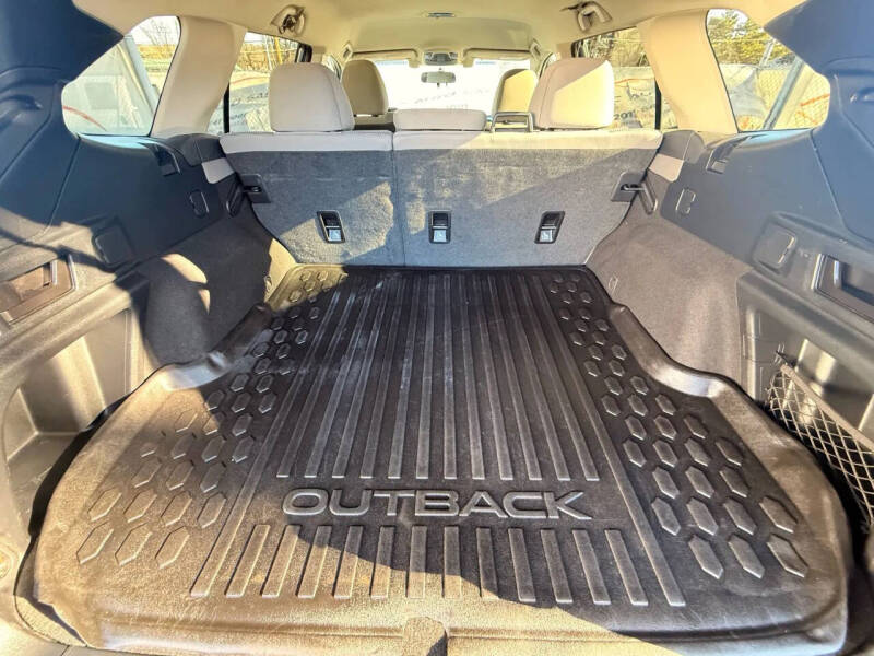 2022 Subaru Outback Premium