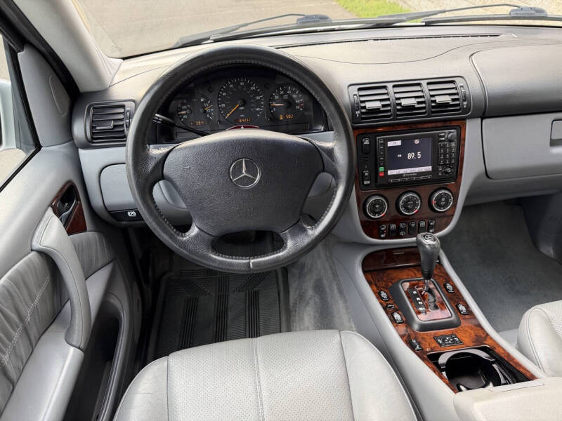 2002 Mercedes-Benz M-Class ML 320 - Photo 14