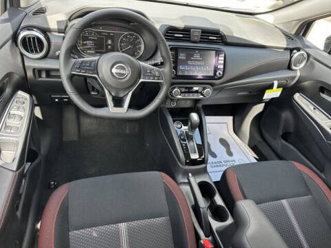 2025 Nissan Versa SR