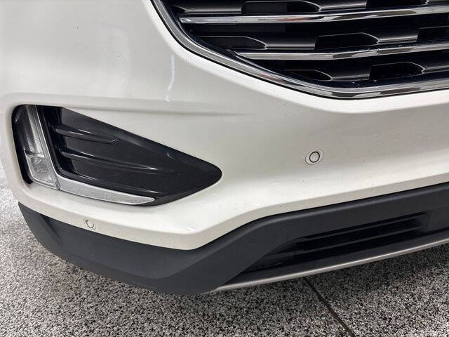 2021 Ford Edge Titanium