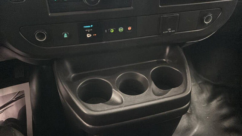 2020 GMC Savana 2500