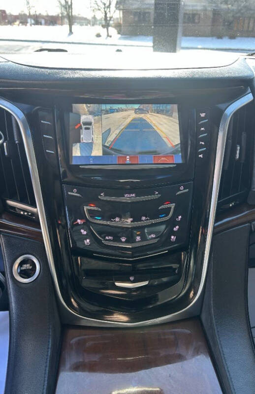 2018 Cadillac Escalade Premium Luxury