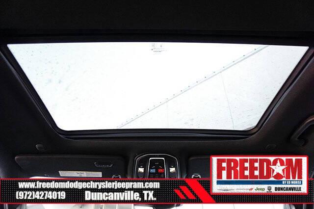 2025 Jeep Wagoneer Carbide