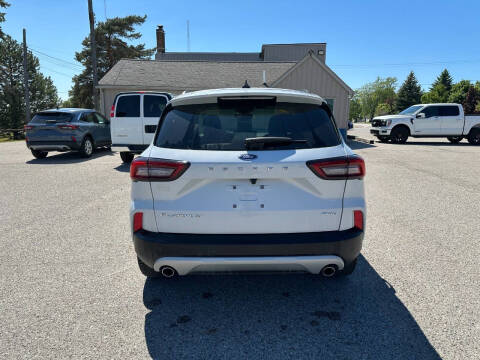 2025 Ford Escape Platinum