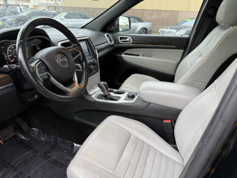 2018 Jeep Grand Cherokee Sterling Edition