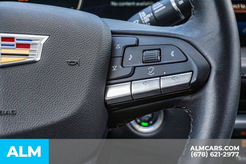 2025 Cadillac XT4 Premium Luxury