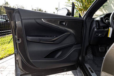 2026 Aston Martin DBX 707