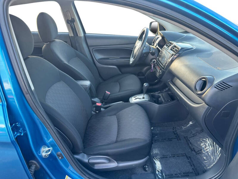 2024 Mitsubishi Mirage ES